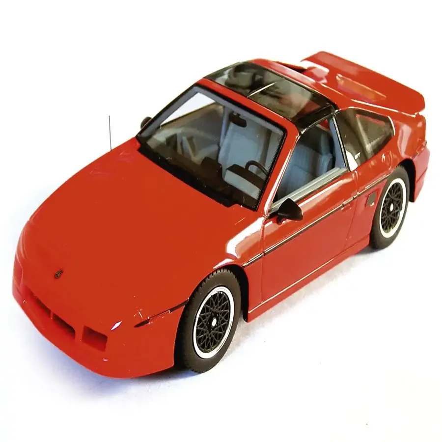 1988 Pontiac Fiero GT 1/18