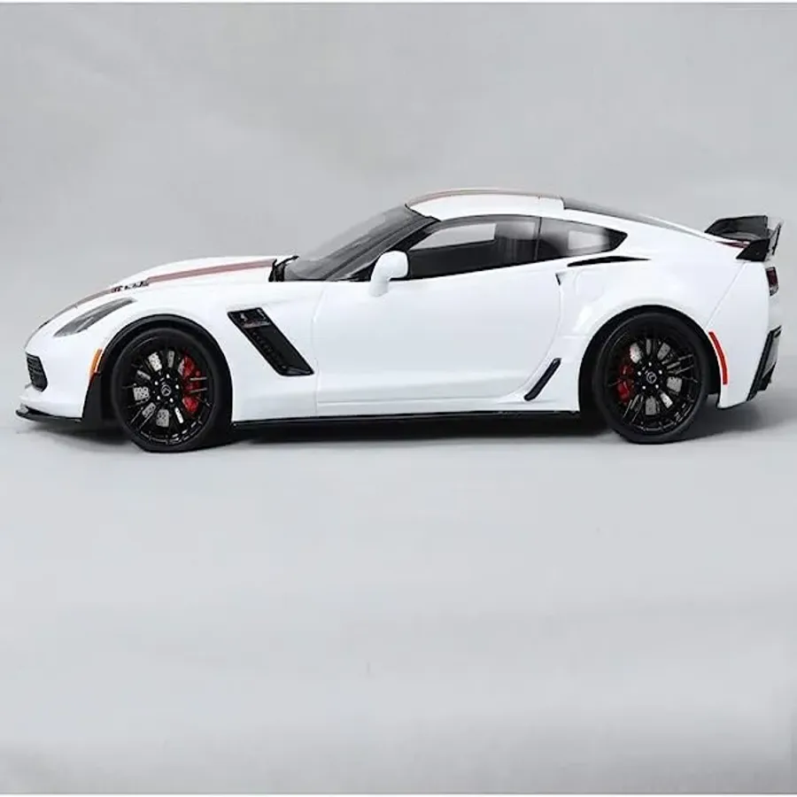 1:18 Corvette C7 Z06 R White Red Strip Limited Resin Car Model