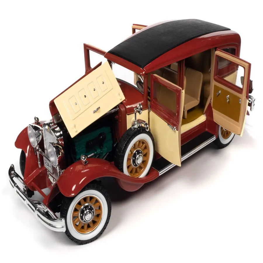 1931 Peerless Master 8 Sedan 1:18 Scale