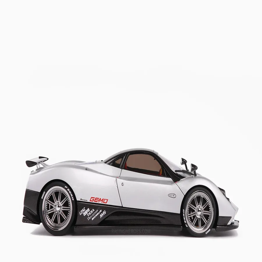 Pagani Zonda F 2005 1:18