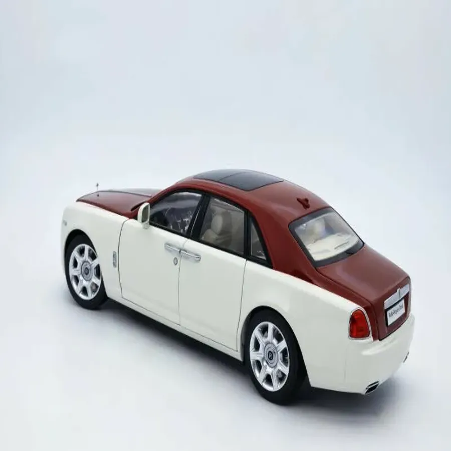 1/18 Rolls Royce RR Ghost Diecast Model