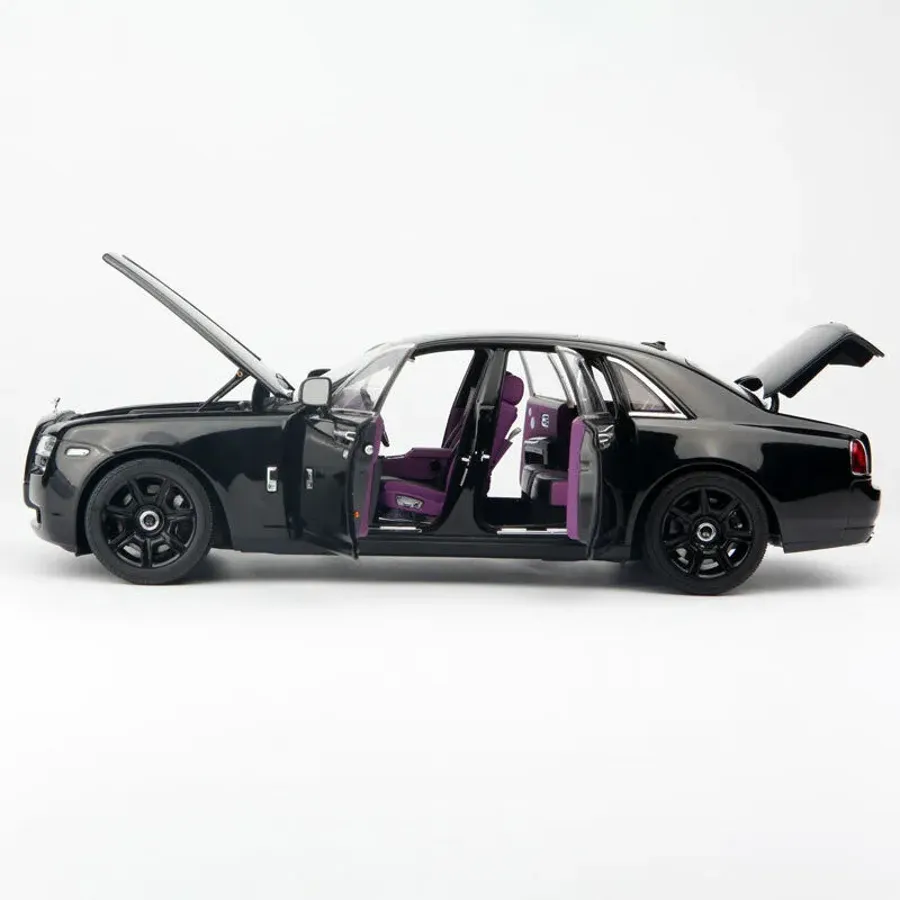 1/18 Rolls Royce RR Ghost Diecast Model