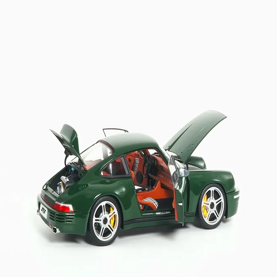 RUF SCR – 2018 – Irish Green 1:18 by Almost Real